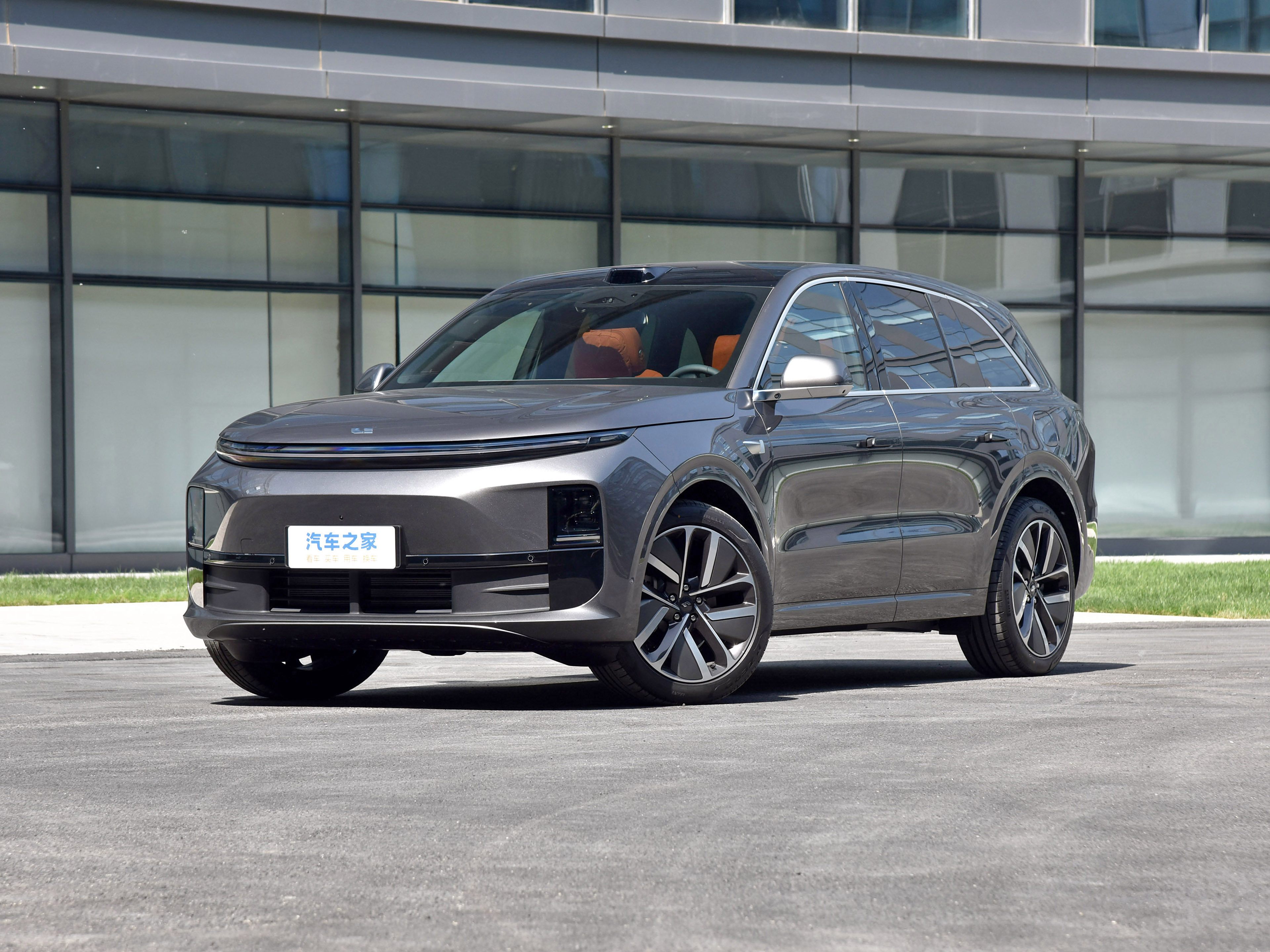 Leading Ideal Auto Li L6 Car 2024 Energy Car with Fast Charge in 0.33 Hours Long Range of 182km Maximum Speed of 180km/h