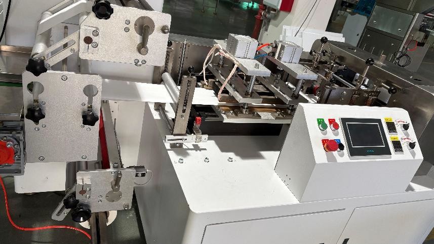 220V 50Hz Non-woven Gauze Folding Slitting Packing Machine Automatic Gauze Making Packaging Line