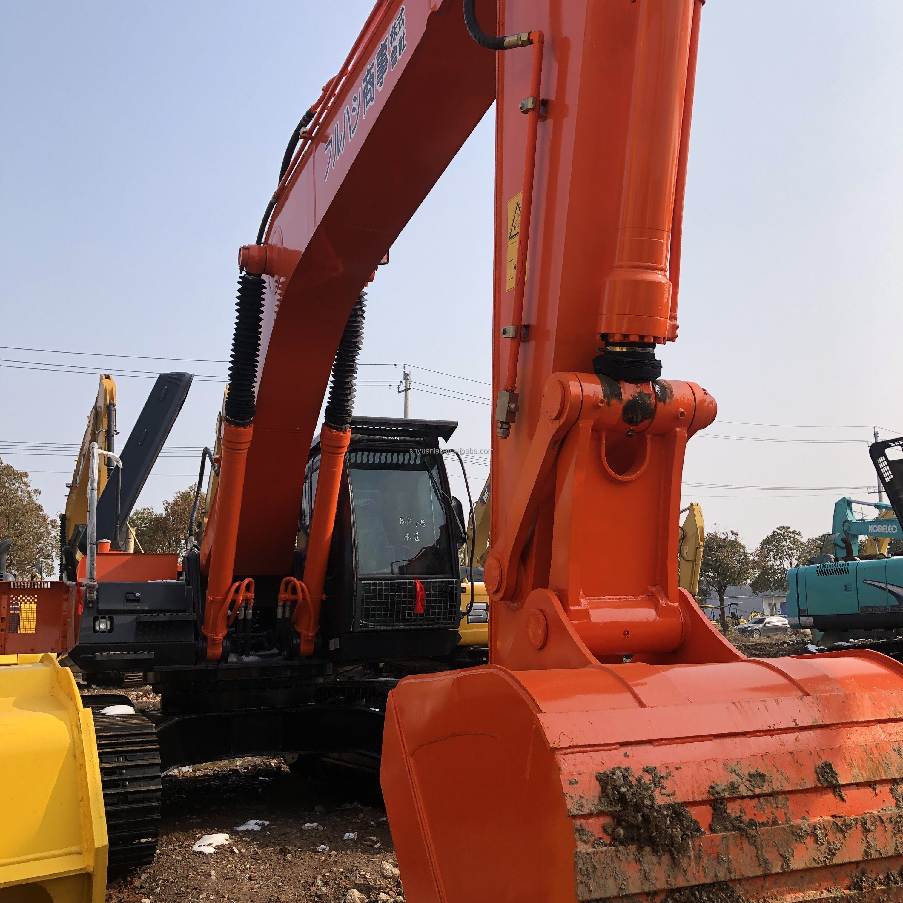 35TON Hitachi ZX350 Excavator Used and in Good Condition Original Hydraulic Pump