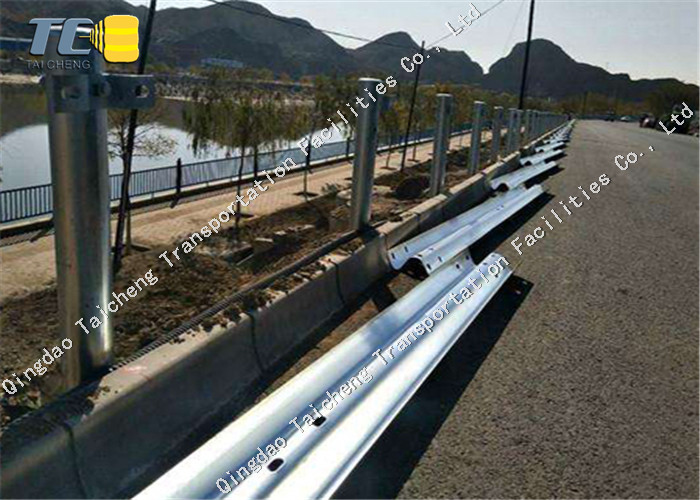 High Performance W Beam Crash Barrier for Vehicle Collision Absorption
