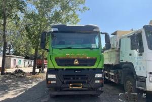 Quality Second Hand Dumper Truck HOWO Sino Dump Truck 8×4 Drive Mode Used Diesel Engine Truck wholesale