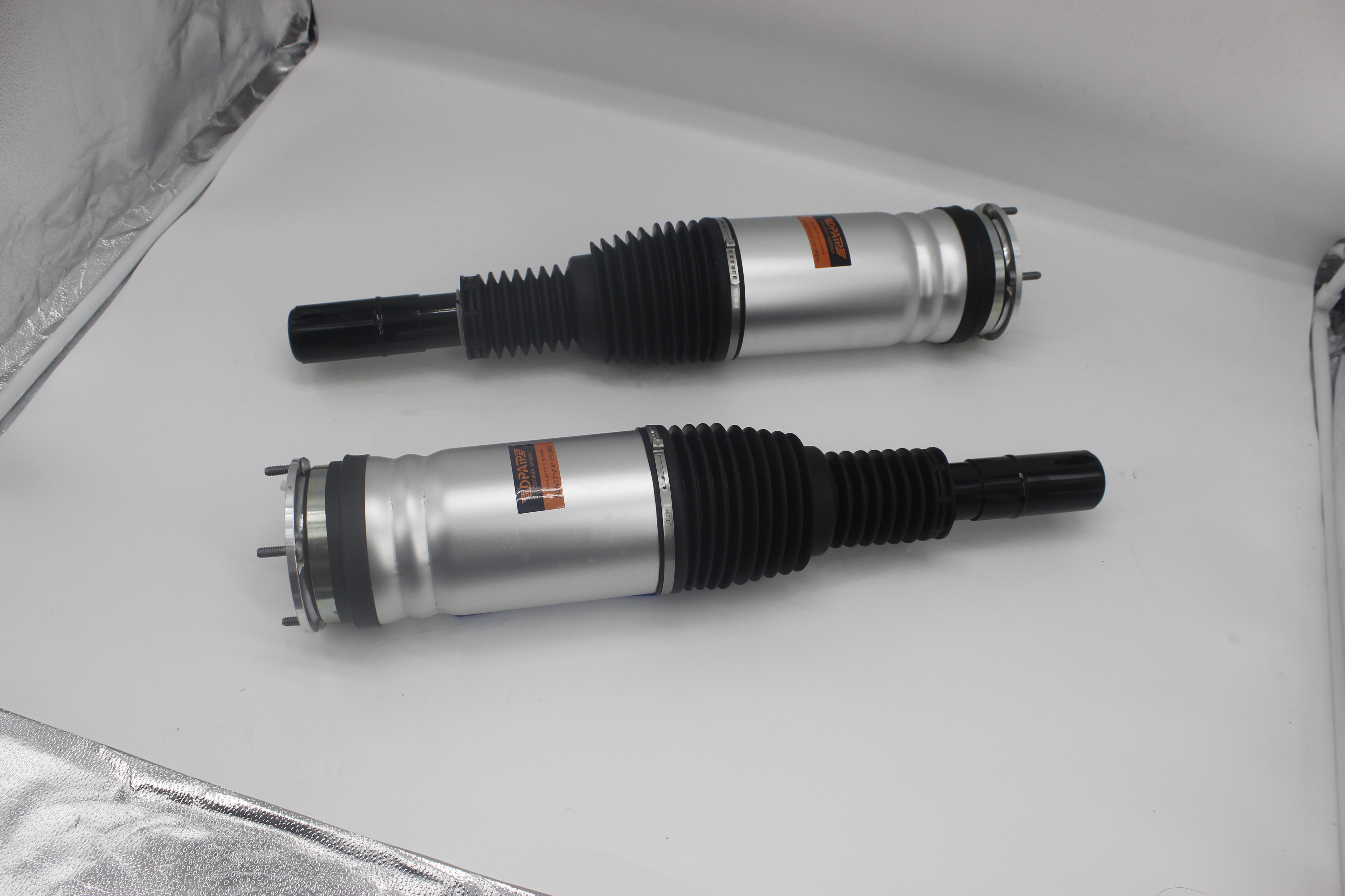 Land Rover Auto PartsAir Shock Absorber LR057700 LR057699 for Range Rover Executive Sport L405 L494