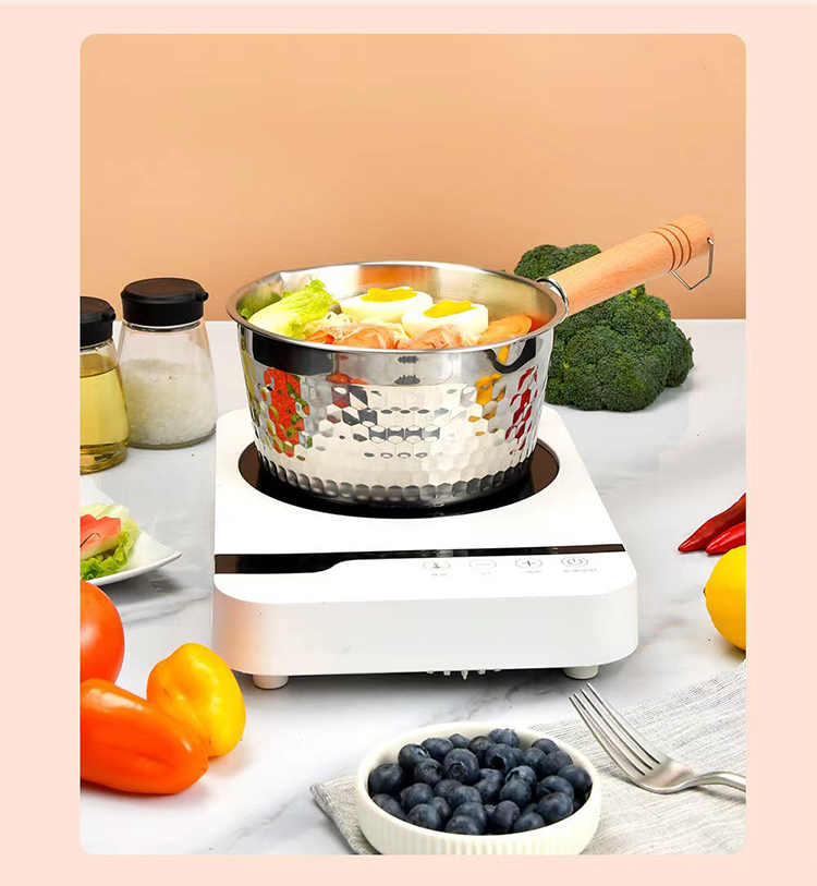 Modern Design Kitchen Sauce Pans 18/8 Stainless Steel With Wooden Handle