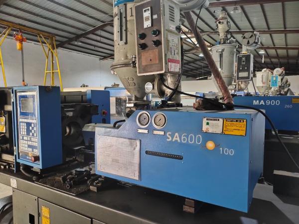 Used Haitian SA600 60 Ton Injection Molding Machine Servo Horizontal Injection