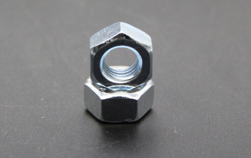 Din 934 Grade 8 M10 Heavy Hex Coupling Nut , Stainless Steel Hex Nuts For Construction