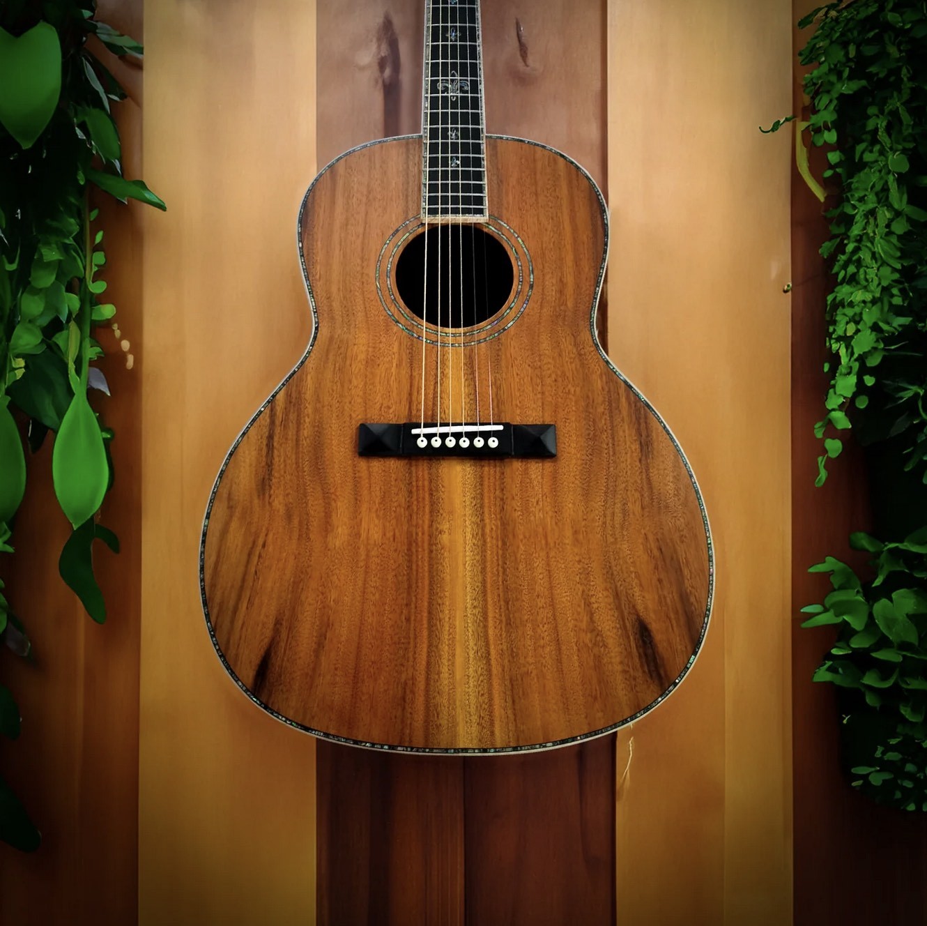 12-Fret Single 0 Shape Handmade Guitar with Dove Tail Joint OOO Acoustic Guitar Solid KOA Back Side