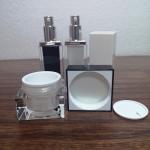 Popular 20g 30g 50g white plastic acrylic black cap square double walled