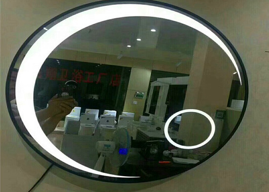 Popular Custom Cut Mirror Glass , Clear Float Mirror With Clear / Bright Surface