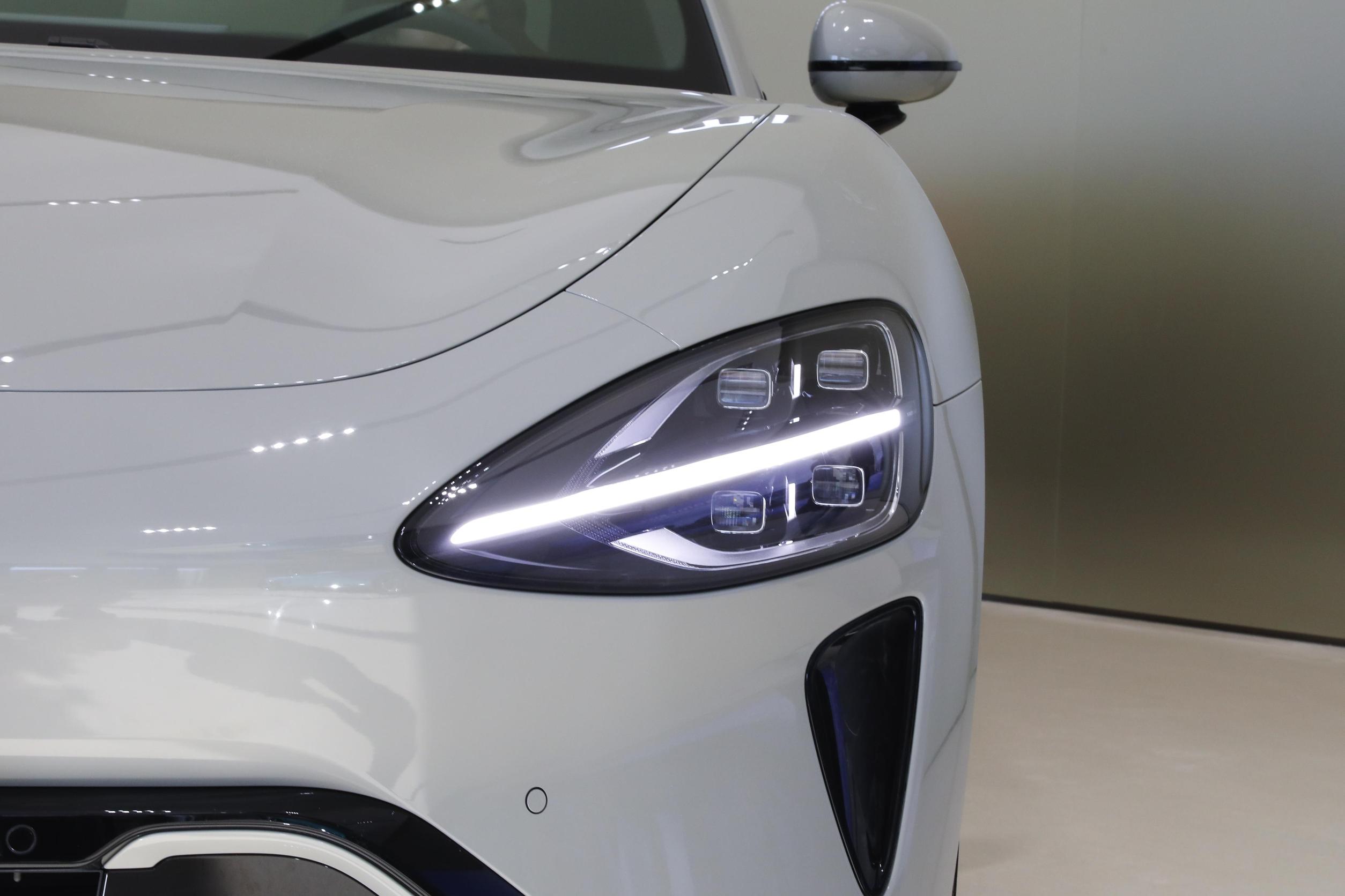 2024 CLTC SU7 Speed Electric Sedan Auto EV with 668km Electric Range and 400Nm Maximum Torque