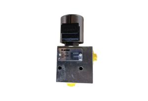 Quality 803408284 XCMG crane parts auxiliary start valve wholesale