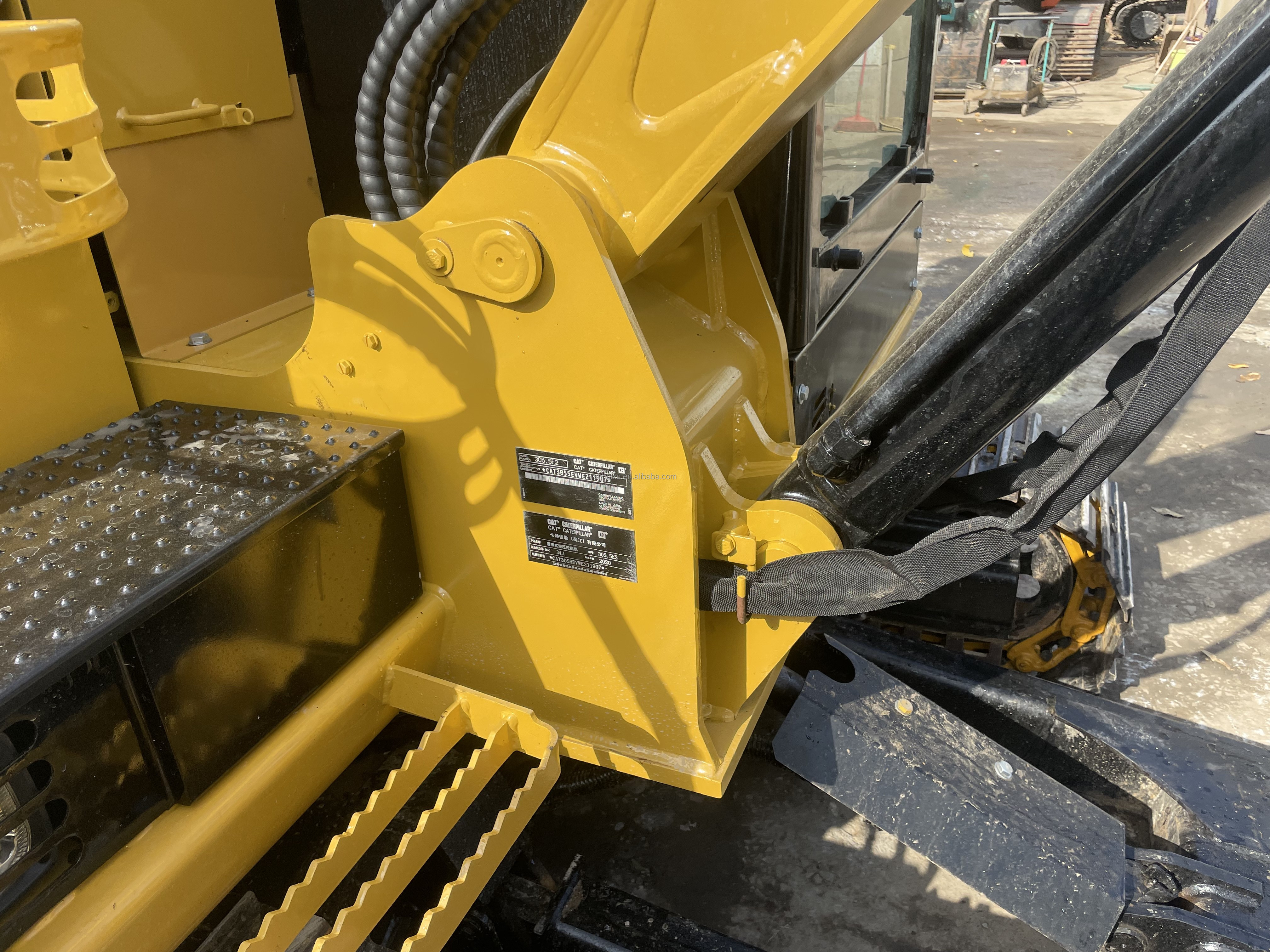 USED EXCAVATOR CAT305.5E IN STOCK CREWLER EXCAVATOR SECODN HAND HIGH DIGGING POWER CAT305.5E EXCAVATOR FOR SALE
