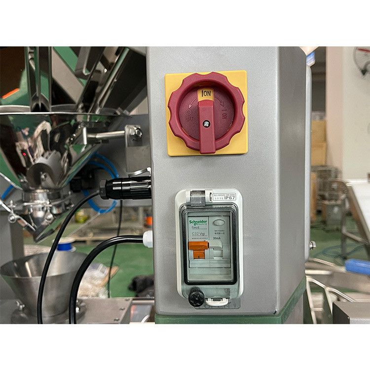 14 Head All In One Weighing Packaging Machine For Coconut Crispy Chips Filling Machine