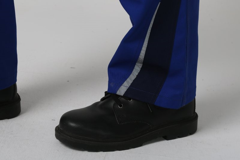 Light Weight Work Bib Overalls , Elastic Bib Trousers With Reflective Tape On Leg