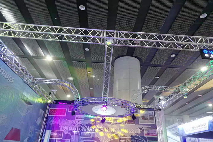 Audio Stage Lighting DJ Aluminum Truss System with 50*3mm Main Tube