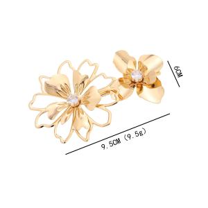 Quality Fashionable Flower Metal Hair Clip with Various Sizes wholesale