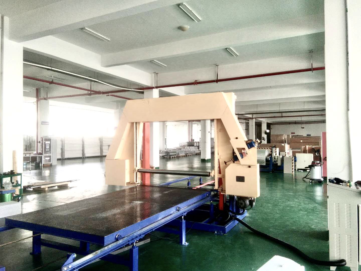 Tdp-1650 / 2150 PU Foam Cutting Machine with Advanced Frequency Control 2mm-300mm thickness sheet Band knife horizontal splittng machine