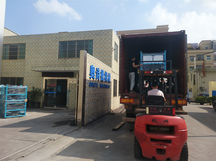 200Kg/H PLC Vacuum Auto Loader Negative Vacuum Adjustable Loading Time