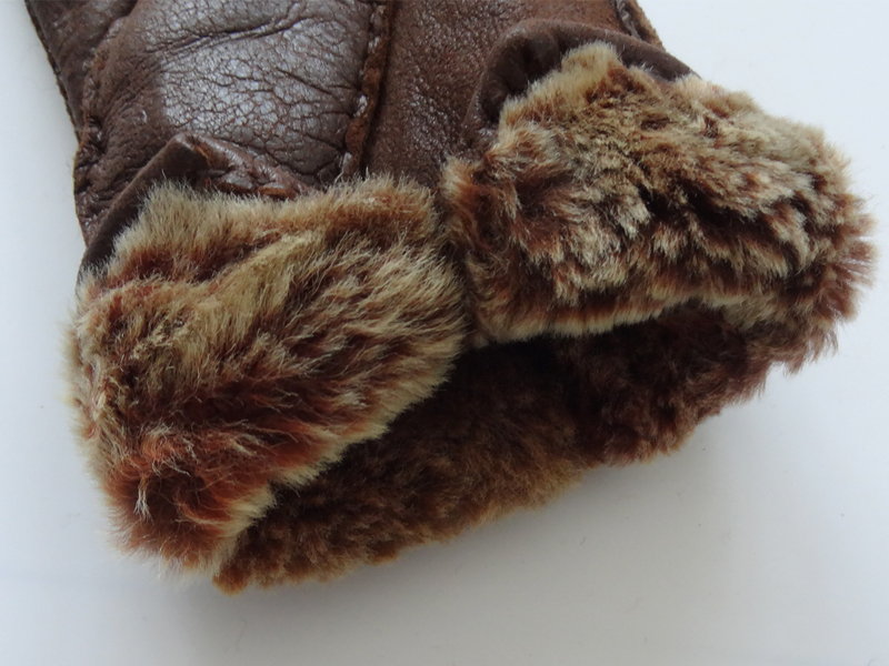 Promotional classical Y style winter sheepskin fur gloves