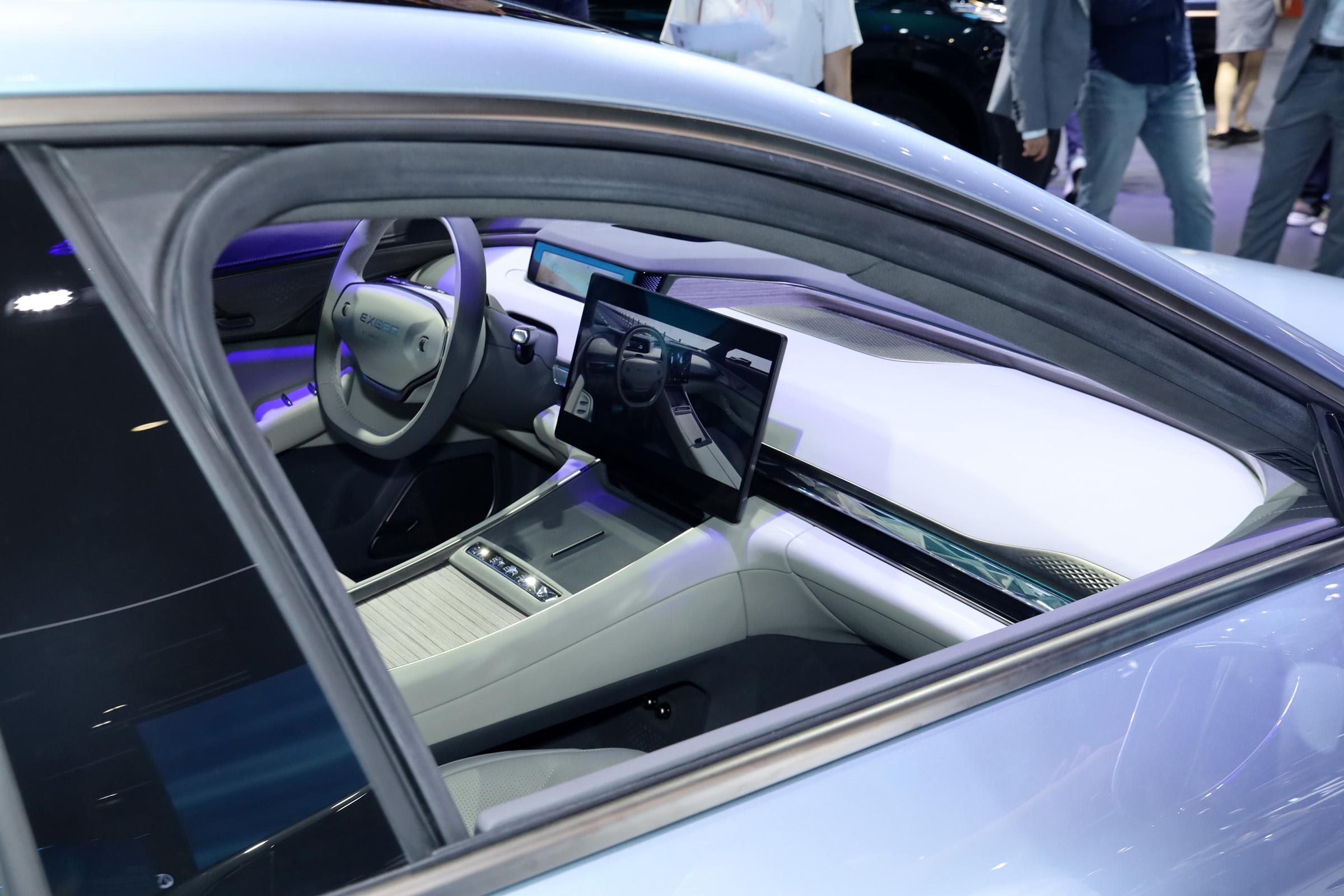 EXEED STERRA ES 2024 2023 The Perfect Combination of Speed and Luxury in 's Electric Motor Engines for Cars