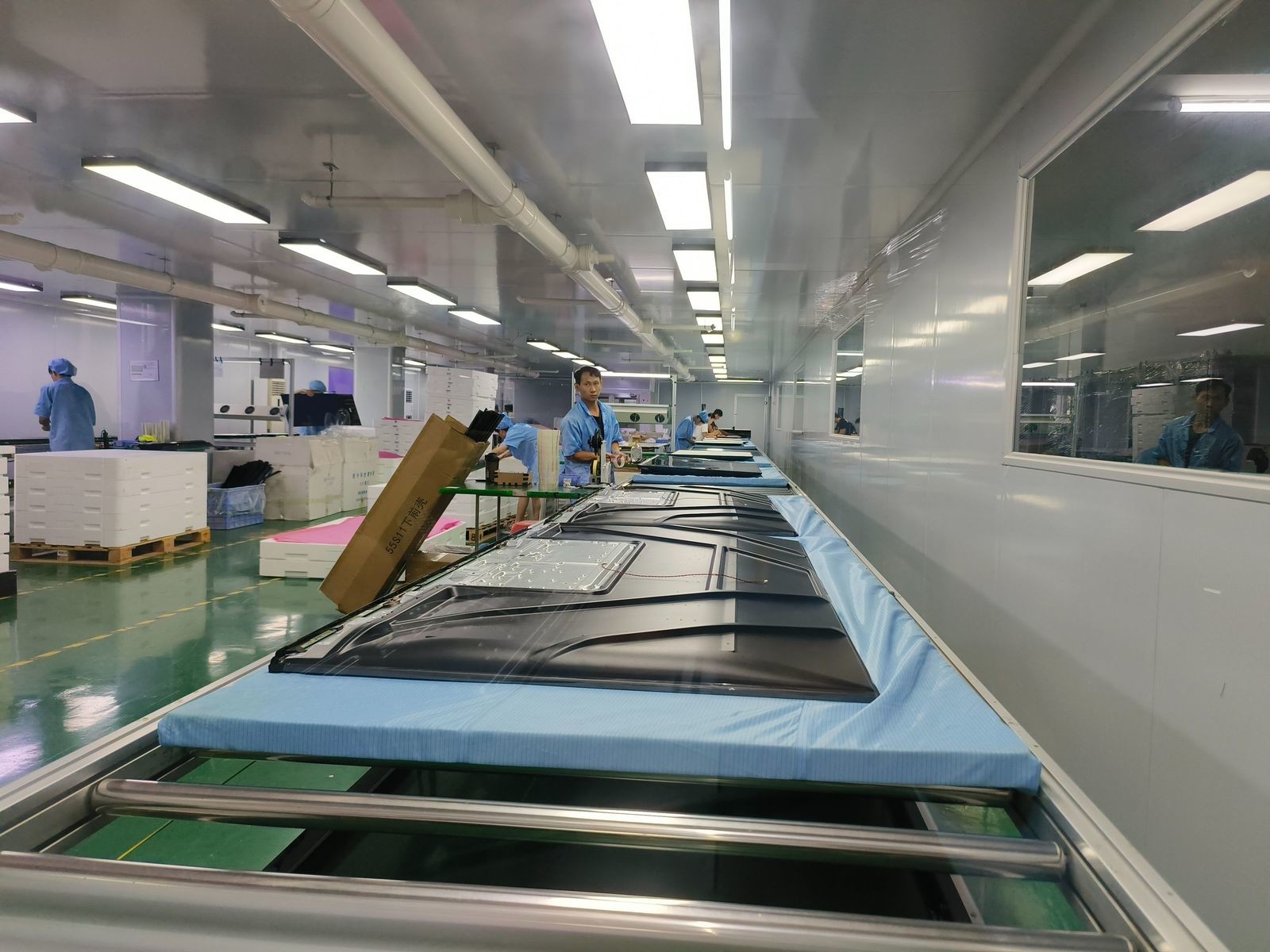 High Brightness LED TV SKD Explosion Proof With Customizable Design