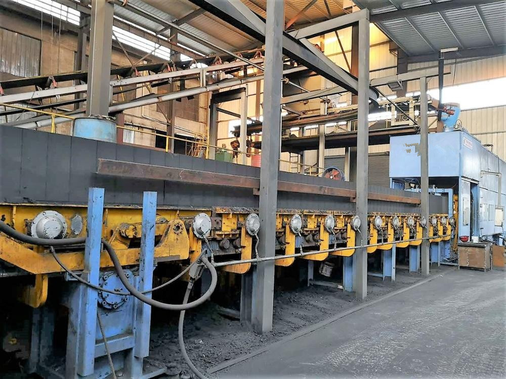 Vertical Automatic Moulding Line Manhole Cover Making Machine Easy Control