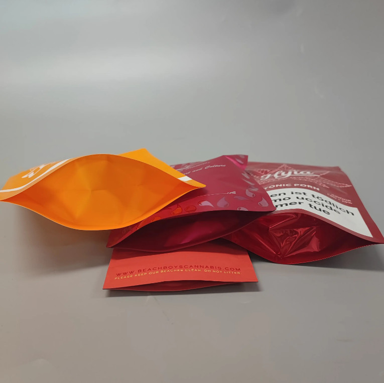 Aluminum Foil Cosmetic Sachet Custom Printed Mylar Three Side Seal Pouch For Fical Mask Packaging Mylar Bag