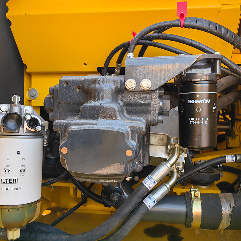 110kw 2000rpm Used Komatsu Excavators Komatsu Pc200 8 20000kg Earth Moving Excavator