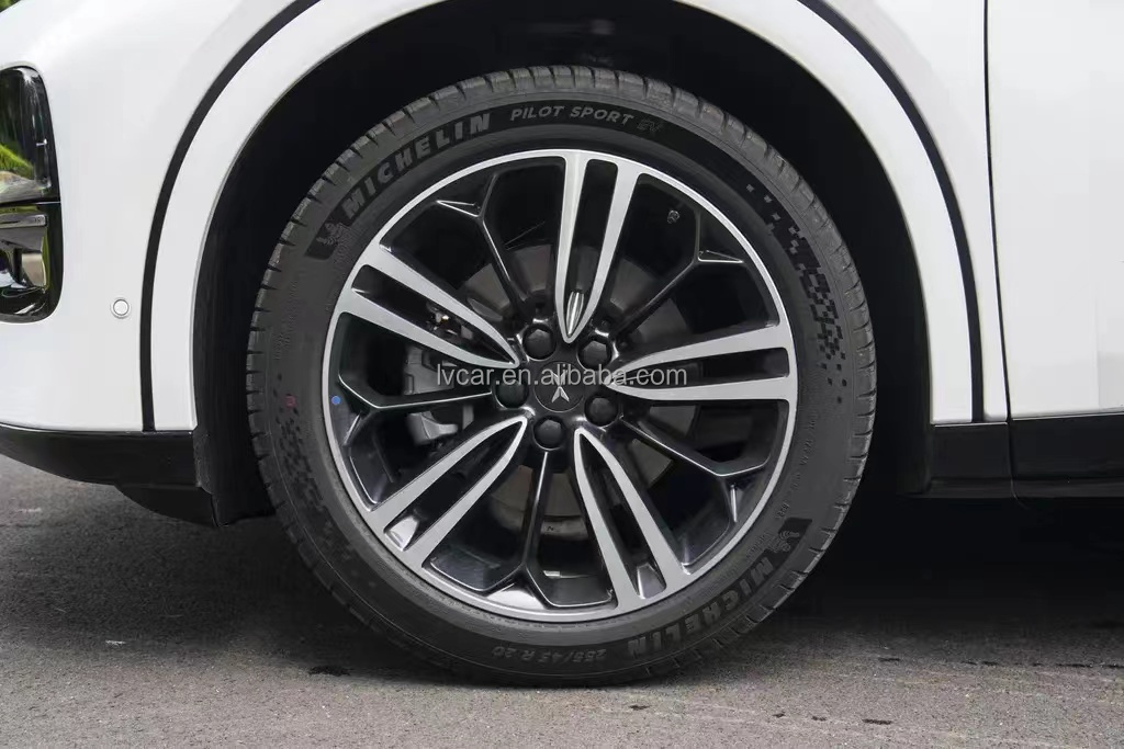 580km Cruising Range Xiaopeng G6 4WD 700km XPeng Electric Car 5 Seater Energy Vehicle 2023