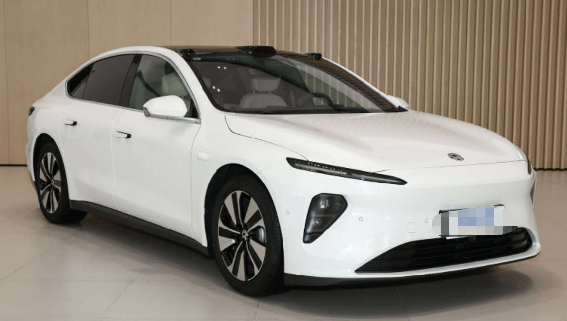 NIO ET7 2022 model 75kWh 4 door 5 seat sedan Medium and large car