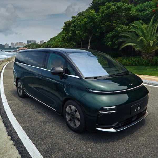 5-Door 6-Seater Body Structure 2024 LEVC L380 Pure Electric MPV with Length *