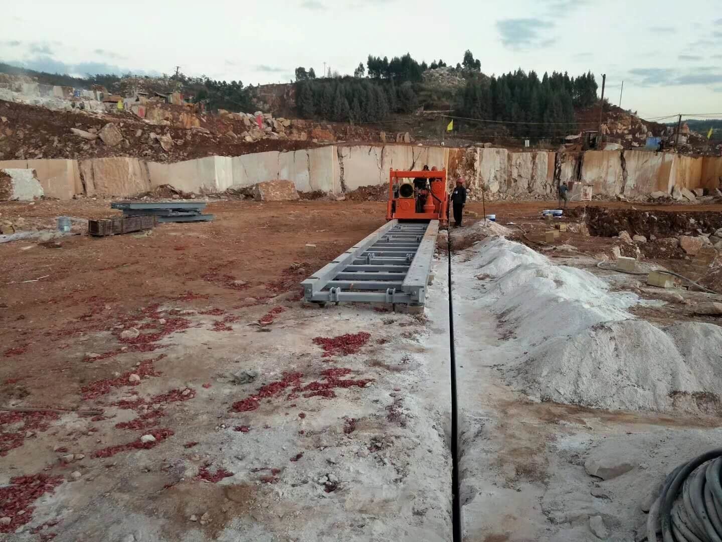 Chain Saw Machine For Quarry Cutting