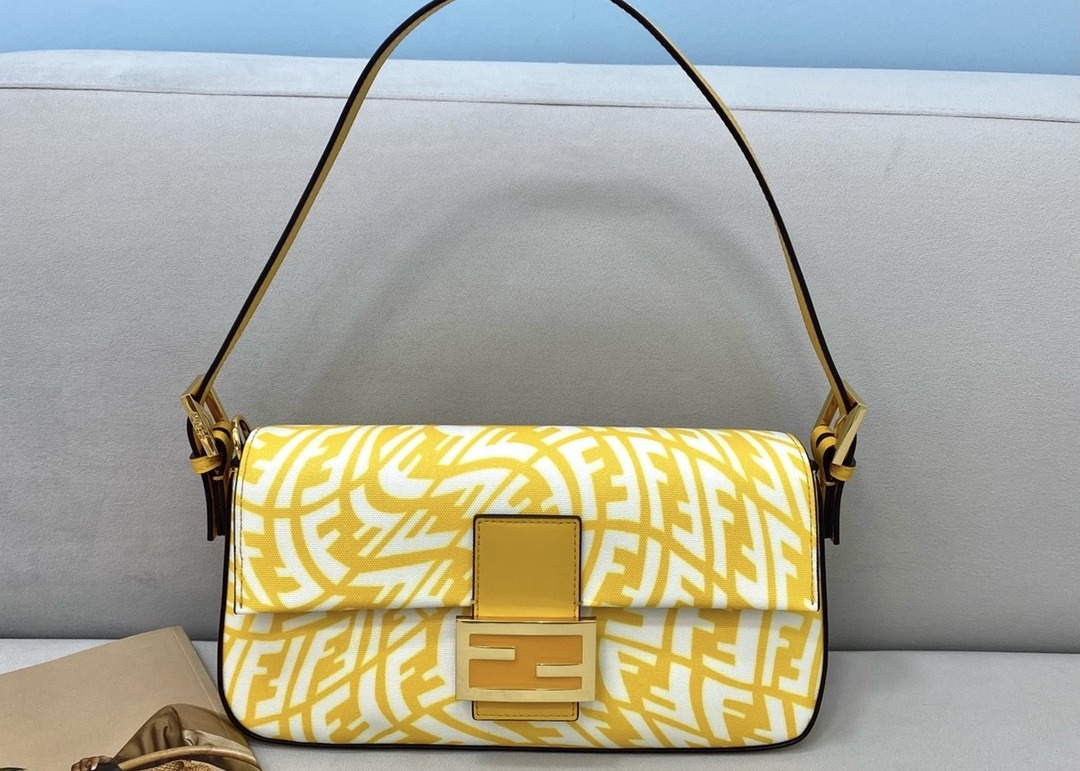 Newest F Letters Pattern Printing Single Strap Shoulder Bag 3D Effect Underarm Bag