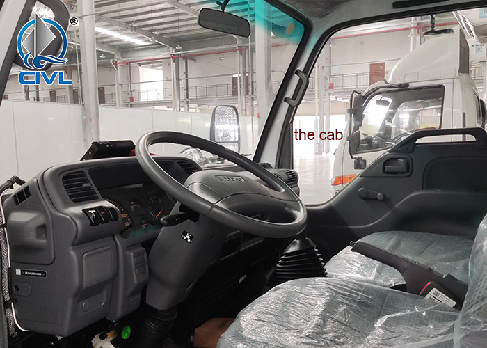 3-4 Tons Refrigerated Truck Chiller Lorry ISUZU NKR Reefer Container