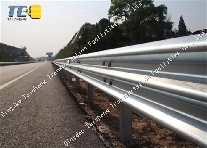 Corrugated Steel Guardrail Board Highway Driving Safety Crash Barrier