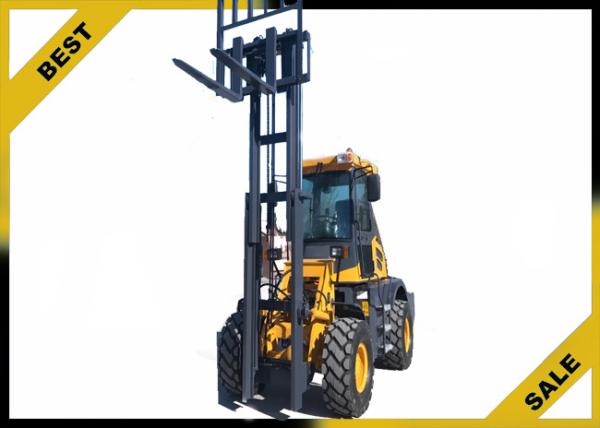 Non - Slip Pedal Diesel Forklift Truck Solid State Lcd , Heavy Duty Forklift