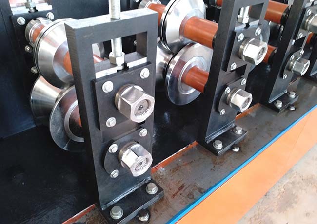 C / U Gypsum Channel Roll Forming Machine , Ceiling Channel Roll Forming Machine High Strength