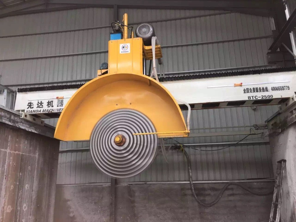 High Precision Block Bridge Cutting Machine for 15m3/H Water Consumption and Safety System