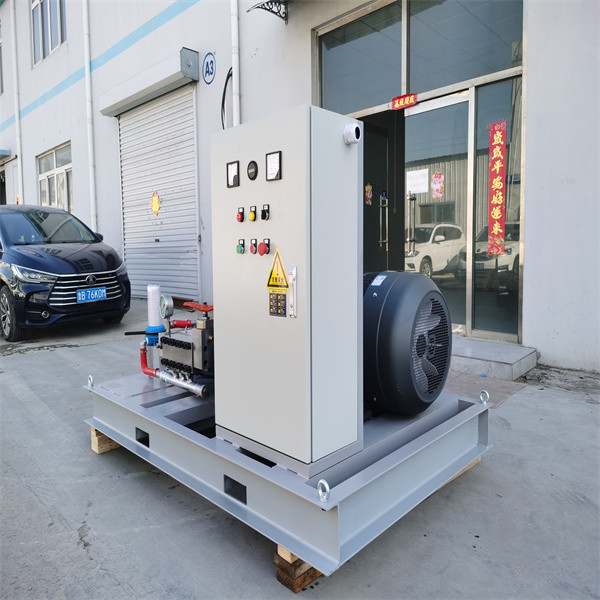 1800Bar Ultra High Pressure Water Blasting Equipment Blaster 25L/Min