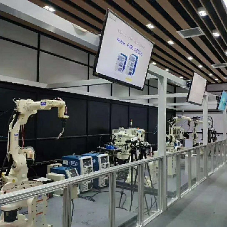 Robotic Welding FD-B4S 7 Axis Robot Arm And FD-11 Controller Welding Torches For OTC With DM350 Tig Welding Machines