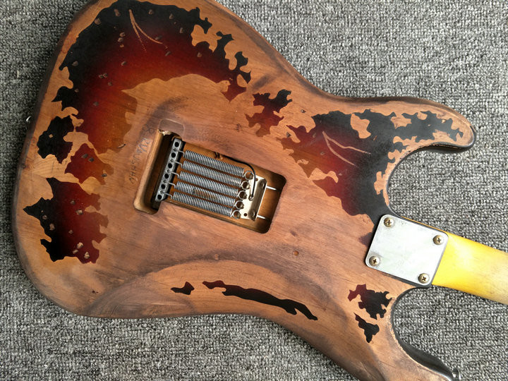 High Quality The new handmade remains ST SRV electric guitar,Do old electric guitar,Real photo,Free shipping