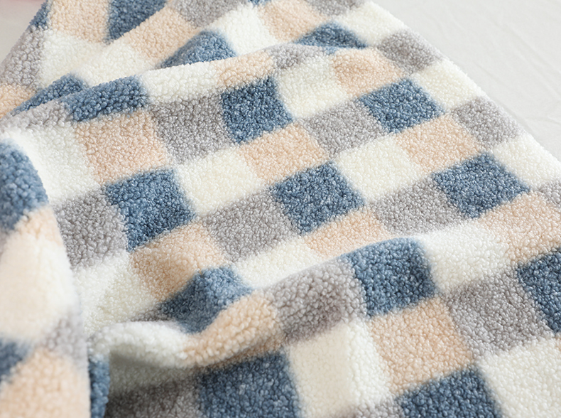200gsm Plaid Printed Sherpa Lined Fleece Fabric 100% Polyester