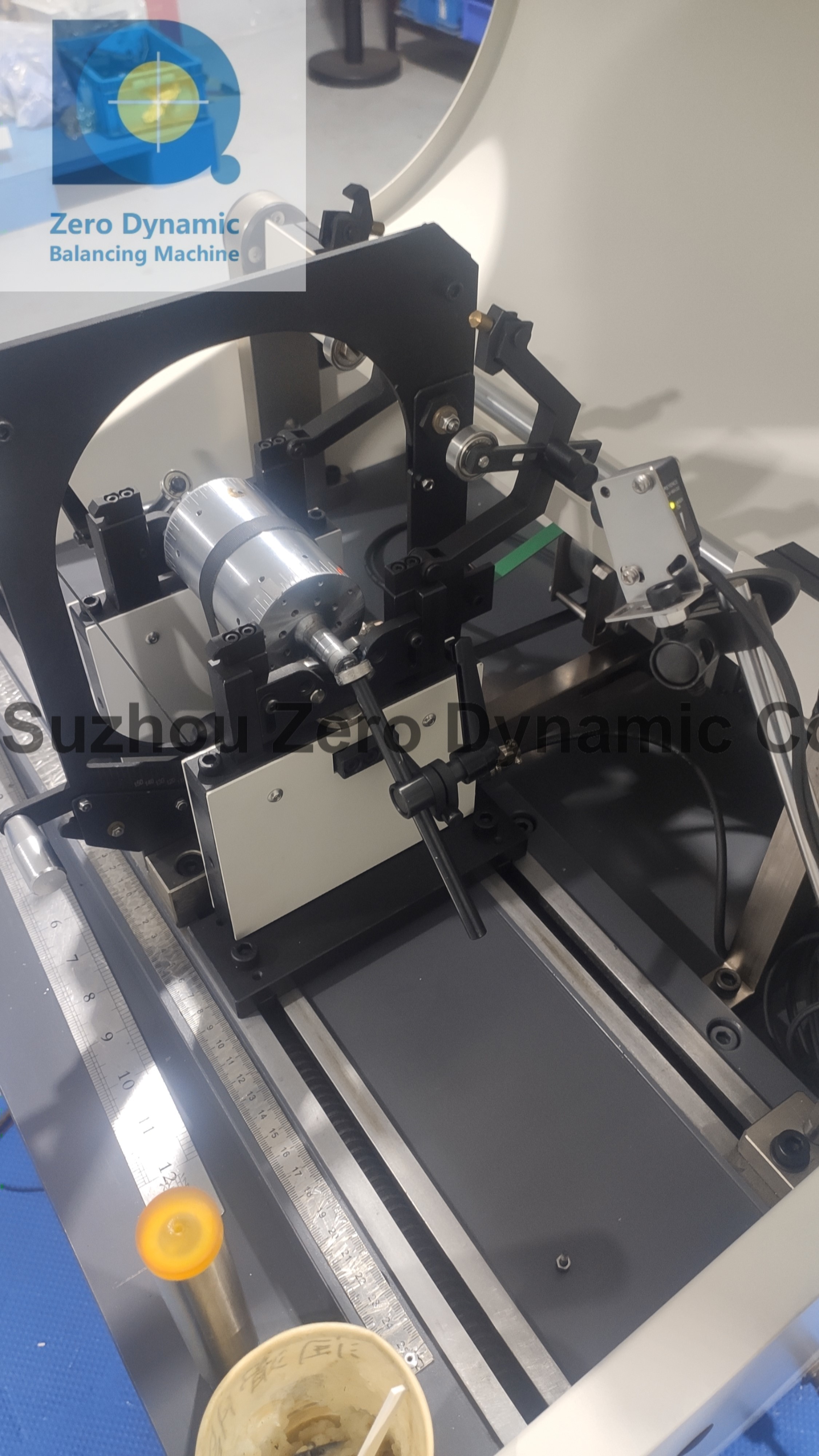 16kg Hard Bearing Belt Drive Shaft, Motor Rotor, Roller Balancing Machine