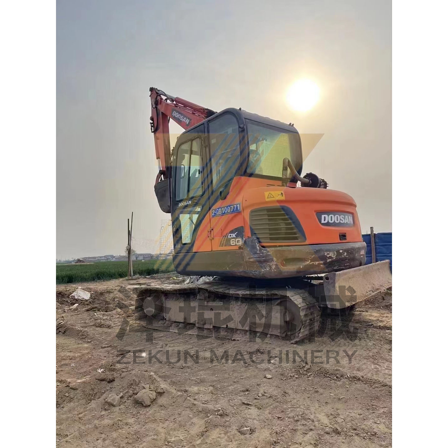 2015 Used Doosan DH60-7 Excavator in Good Condition Good 5500 KG Machine Weight