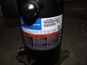 Quality 9Hp R410A Refrigeration Scroll Compressor 3.25L Rotolock ZB66KQE-TFD-558 wholesale
