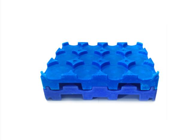 Roto Molding PE Bucket Water Tray Side Leakage Prevention Strong Bearing