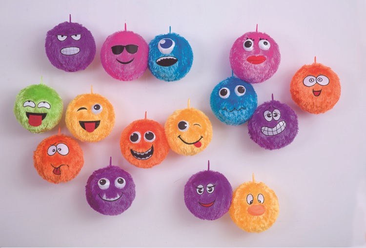 Playful and Affordable Summer Colorful Sand Game with Kids Plush Inflatable Ball Toys