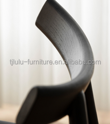 Fabric/Foam Sponge Cover Material Nordic Style Paddle Leisure Cafe Dining Chair Home Upholstery Chair Solid Wooden Chair