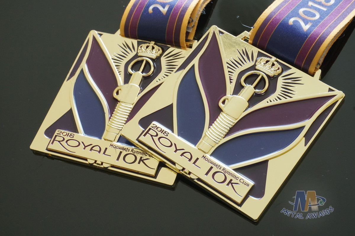 Royal 10K And 15K Custom Sports Medals Soft Enamel Color With Sublimated Ribbon