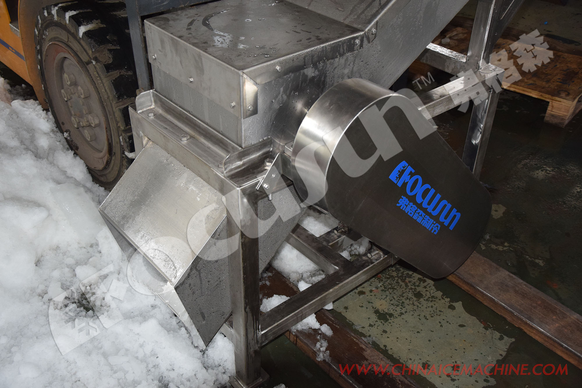 High Capacity 1 Ton per Hour Ice Crushing Machine for Commercial Applications