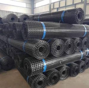 Quality 20KN PP Biaxial Geogrid for Road Reinforcement Black Color and Onsite Training Service wholesale
